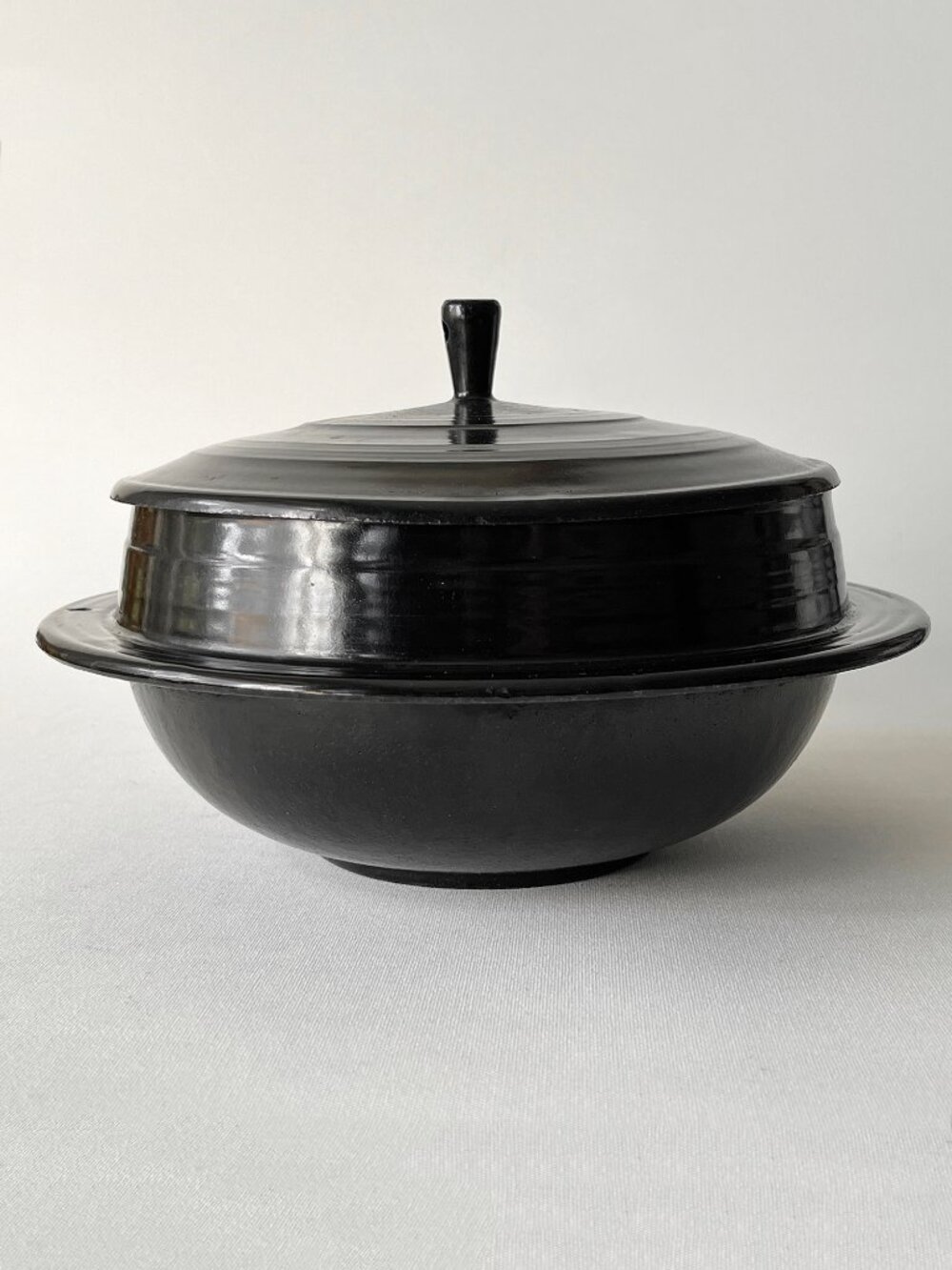 Vtg Korean Gamasot Cast Iron Cauldron Pot with Lid 18cm Heavy